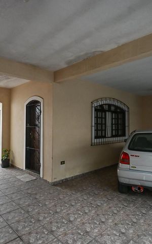 Casa à venda com 170m², 2 quartos e 3 vagasGaragem