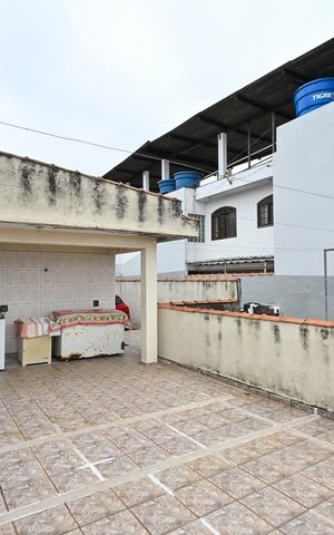 Casa à venda com 170m², 2 quartos e 3 vagasQuintal 1