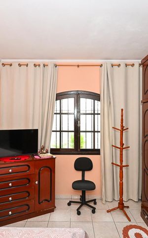 Casa à venda com 170m², 2 quartos e 3 vagasQuarto 1