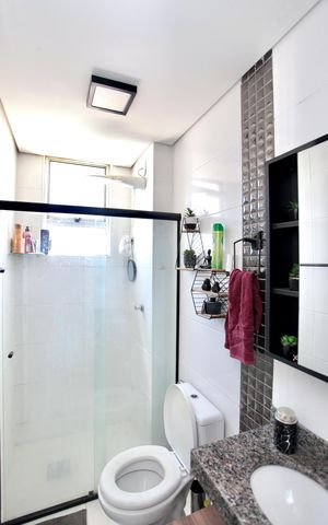 Apartamento à venda com 65m², 2 quartos e 2 vagasBanheiro Social