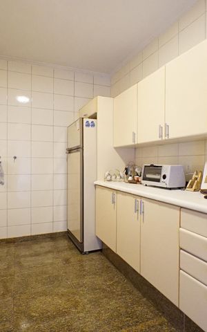 Casa para alugar com 350m², 3 quartos e 6 vagasCozinha