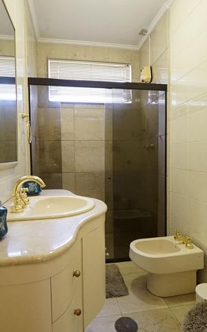 Casa para alugar com 350m², 3 quartos e 6 vagasSuíte