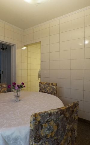 Casa para alugar com 350m², 3 quartos e 6 vagasCopa