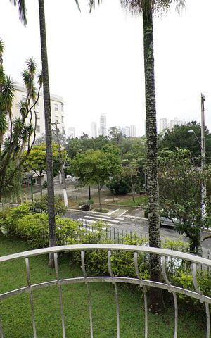 Casa para alugar com 350m², 3 quartos e 6 vagasVaranda