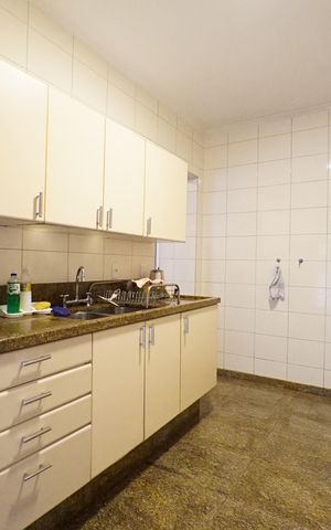 Casa para alugar com 350m², 3 quartos e 6 vagasCozinha