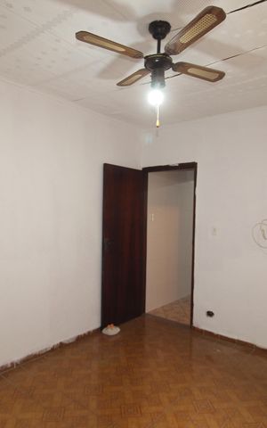 Casa para alugar com 129m², 2 quartos e 2 vagasQuarto 1