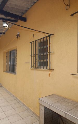 Casa para alugar com 129m², 2 quartos e 2 vagasÁrea de Serviço