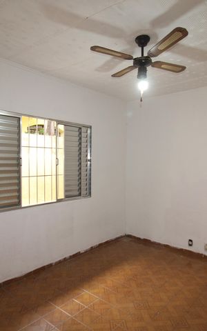 Casa para alugar com 129m², 2 quartos e 2 vagasQuarto 1