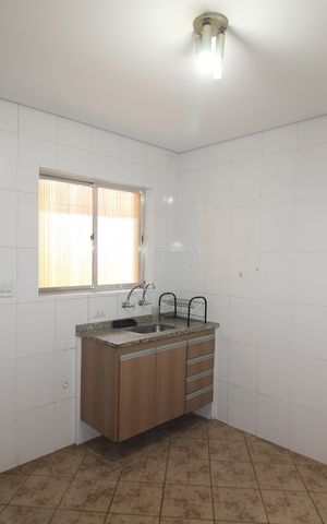 Casa para alugar com 129m², 2 quartos e 2 vagasCozinha