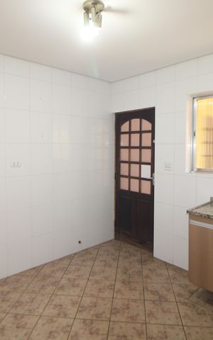 Casa para alugar com 129m², 2 quartos e 2 vagasCozinha