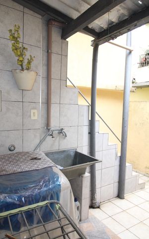 Casa para alugar com 129m², 2 quartos e 2 vagasÁrea de Serviço