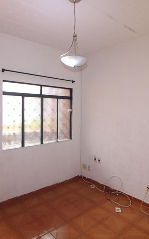 Casa para alugar com 129m², 2 quartos e 2 vagasSala