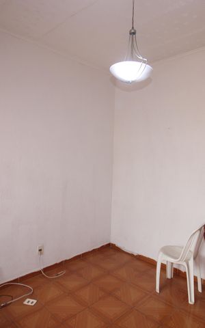 Casa para alugar com 129m², 2 quartos e 2 vagasSala