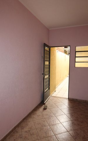 Casa para alugar com 129m², 2 quartos e 2 vagasHall de entrada
