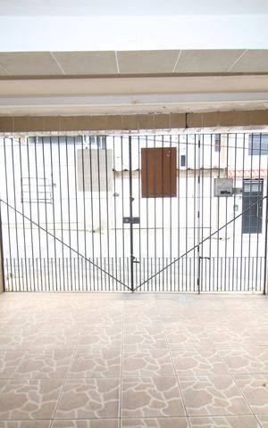 Casa para alugar com 129m², 2 quartos e 2 vagasGaragem