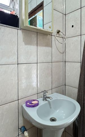 Casa à venda com 220m², 5 quartos e 1 vaga Casa à venda com 220m², 5 quartos e 1 vagaBanheiro Social - Casa 2