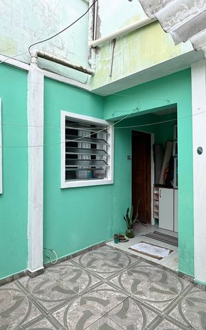 Casa à venda com 220m², 5 quartos e 1 vaga Casa à venda com 220m², 5 quartos e 1 vagaÁrea de Serviço - Casa 2