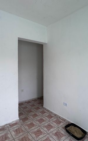 Casa à venda com 220m², 5 quartos e 1 vaga Casa à venda com 220m², 5 quartos e 1 vagaSala - Casa 1