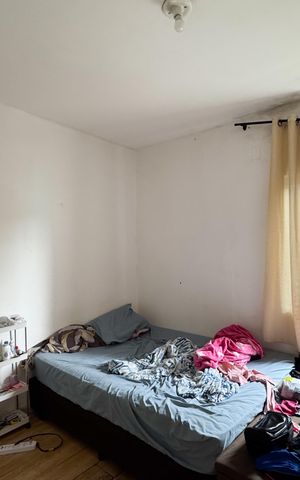 Casa à venda com 220m², 5 quartos e 1 vaga Casa à venda com 220m², 5 quartos e 1 vagaQuarto 1 - Casa 1