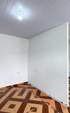 Casa à venda com 220m², 5 quartos e 1 vaga Casa à venda com 220m², 5 quartos e 1 vagaCozinha - Casa 3