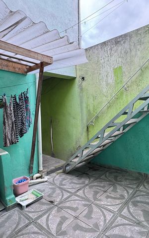 Casa à venda com 220m², 5 quartos e 1 vaga Casa à venda com 220m², 5 quartos e 1 vagaÁrea de Serviço - Casa 2
