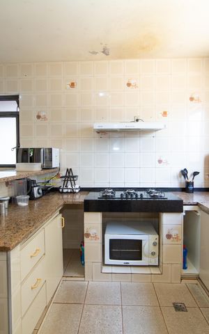 Casa à venda com 384m², 4 quartos e 4 vagas