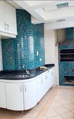 Apartamento à venda com 183m², 3 quartos e 3 vagas