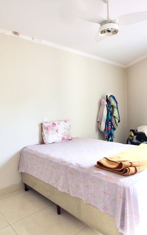 Casa à venda com 134m², 2 quartos e 2 vagas Casa à venda com 134m², 2 quartos e 2 vagasQuarto 1