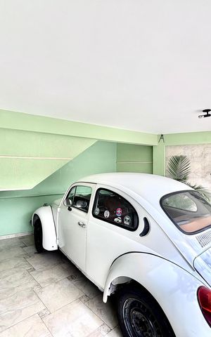 Casa à venda com 134m², 2 quartos e 2 vagas Casa à venda com 134m², 2 quartos e 2 vagasGaragem