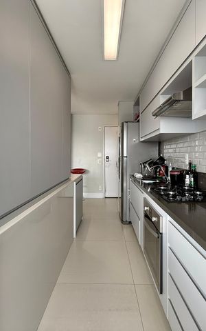 Apartamento à venda com 68m², 2 quartos e 1 vagaCozinha 
