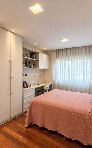 Casa de condomínio à venda com 560m², 4 quartos e 4 vagas Casa de condomínio à venda com 560m², 4 quartos e 4 vagasSuíte 2