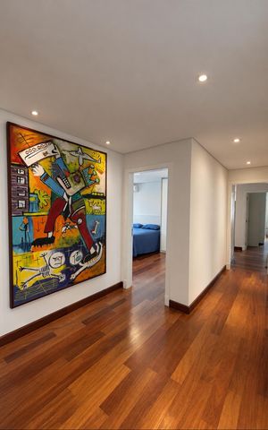 Casa de condomínio à venda com 560m², 4 quartos e 4 vagas Casa de condomínio à venda com 560m², 4 quartos e 4 vagasEntrada quartos