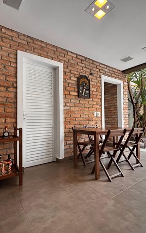 Casa de condomínio à venda com 560m², 4 quartos e 4 vagas Casa de condomínio à venda com 560m², 4 quartos e 4 vagasÁrea gourmet