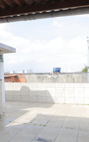 Casa à venda com 200m², 2 quartos e 2 vagas