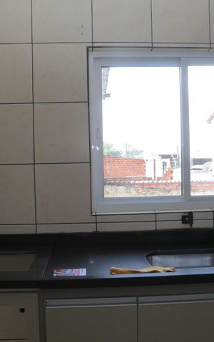 Casa à venda com 200m², 2 quartos e 2 vagas