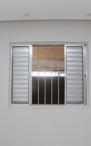 Casa à venda com 200m², 2 quartos e 2 vagas