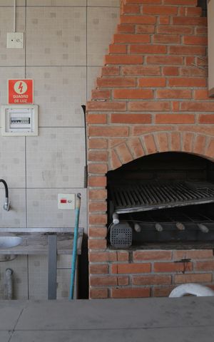 Casa à venda com 200m², 2 quartos e 2 vagas