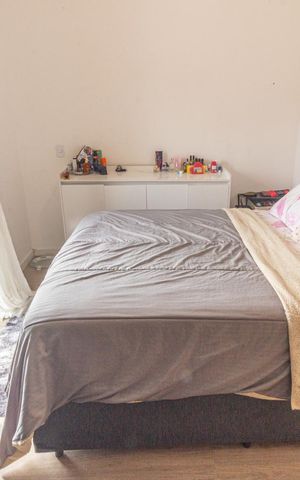 Casa à venda com 200m², 3 quartos e 4 vagas Casa à venda com 200m², 3 quartos e 4 vagasSuíte