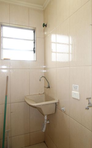 Casa para alugar com 42m², 2 quartos e sem vagaÁrea de Serviço