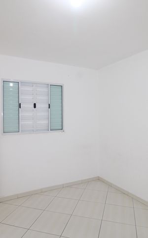 Casa para alugar com 42m², 2 quartos e sem vagaQuarto 1
