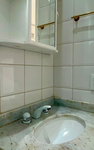 Apartamento para alugar com 40m², 1 quarto e 1 vaga Apartamento para alugar com 40m², 1 quarto e 1 vagaBanheiro da Suíte