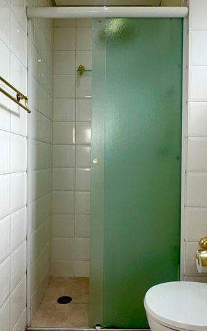 Apartamento para alugar com 40m², 1 quarto e 1 vaga Apartamento para alugar com 40m², 1 quarto e 1 vagaBanheiro da Suíte