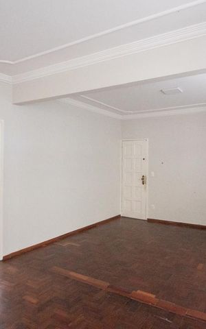 Apartamento para alugar com 100m², 3 quartos e 1 vaga Apartamento para alugar com 100m², 3 quartos e 1 vagaSala