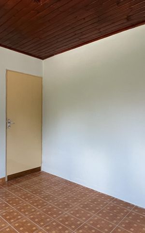 Casa para alugar com 30m², 1 quarto e sem vaga Casa para alugar com 30m², 1 quarto e sem vagaQuarto