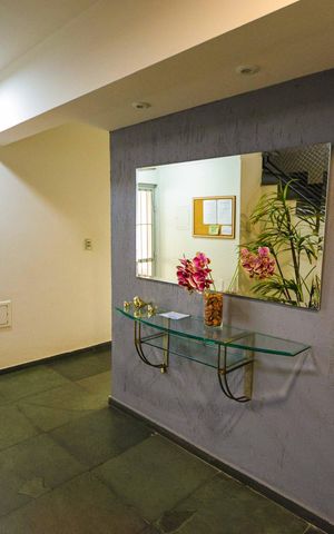 Apartamento à venda com 70m², 3 quartos e 1 vagaHall de entrada