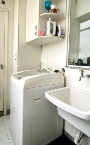 Apartamento à venda com 65m², 3 quartos e 1 vagaÁrea de Serviço
