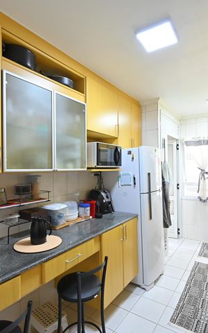 Apartamento à venda com 63m², 2 quartos e 1 vagaCozinha 