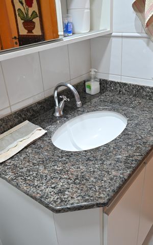 Apartamento à venda com 63m², 2 quartos e 1 vagaBanheiro Social