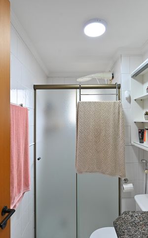 Apartamento à venda com 63m², 2 quartos e 1 vagaBanheiro Social