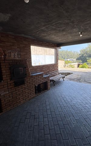 Casa à venda com 300m², 3 quartos e 2 vagas Casa à venda com 300m², 3 quartos e 2 vagasGaragem